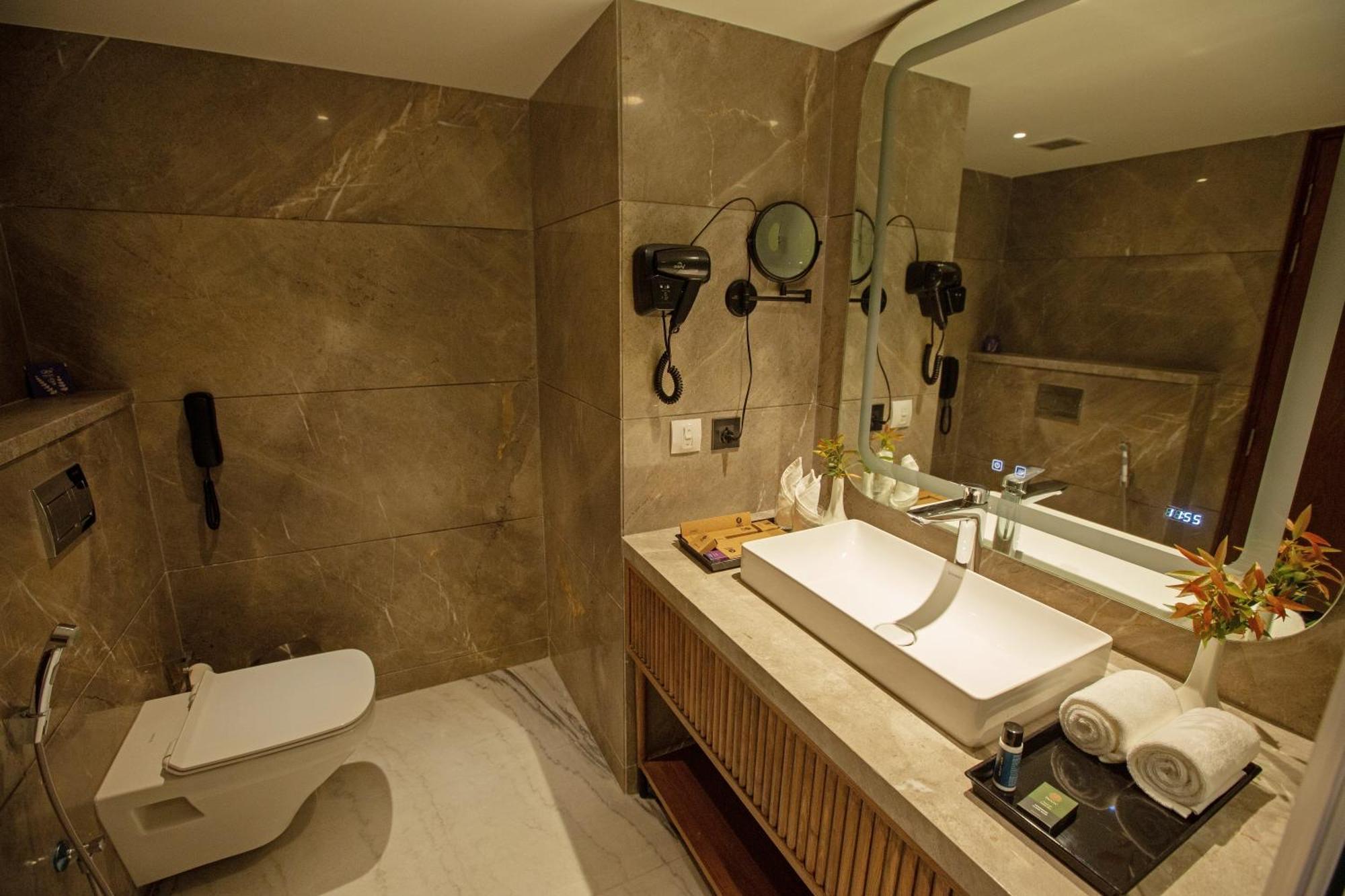 Arista By Ambition Hotell Guwahati Eksteriør bilde